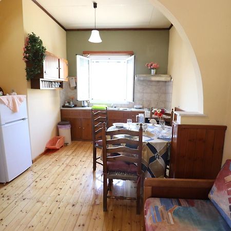 קאסיופי Antigone Apartments מראה חיצוני תמונה